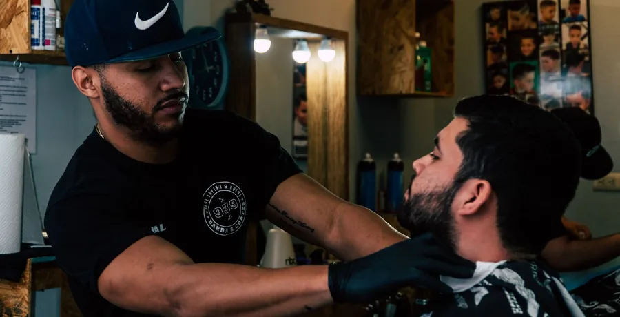 Google recenze pro barbershop a pánské holičství: návod 2026